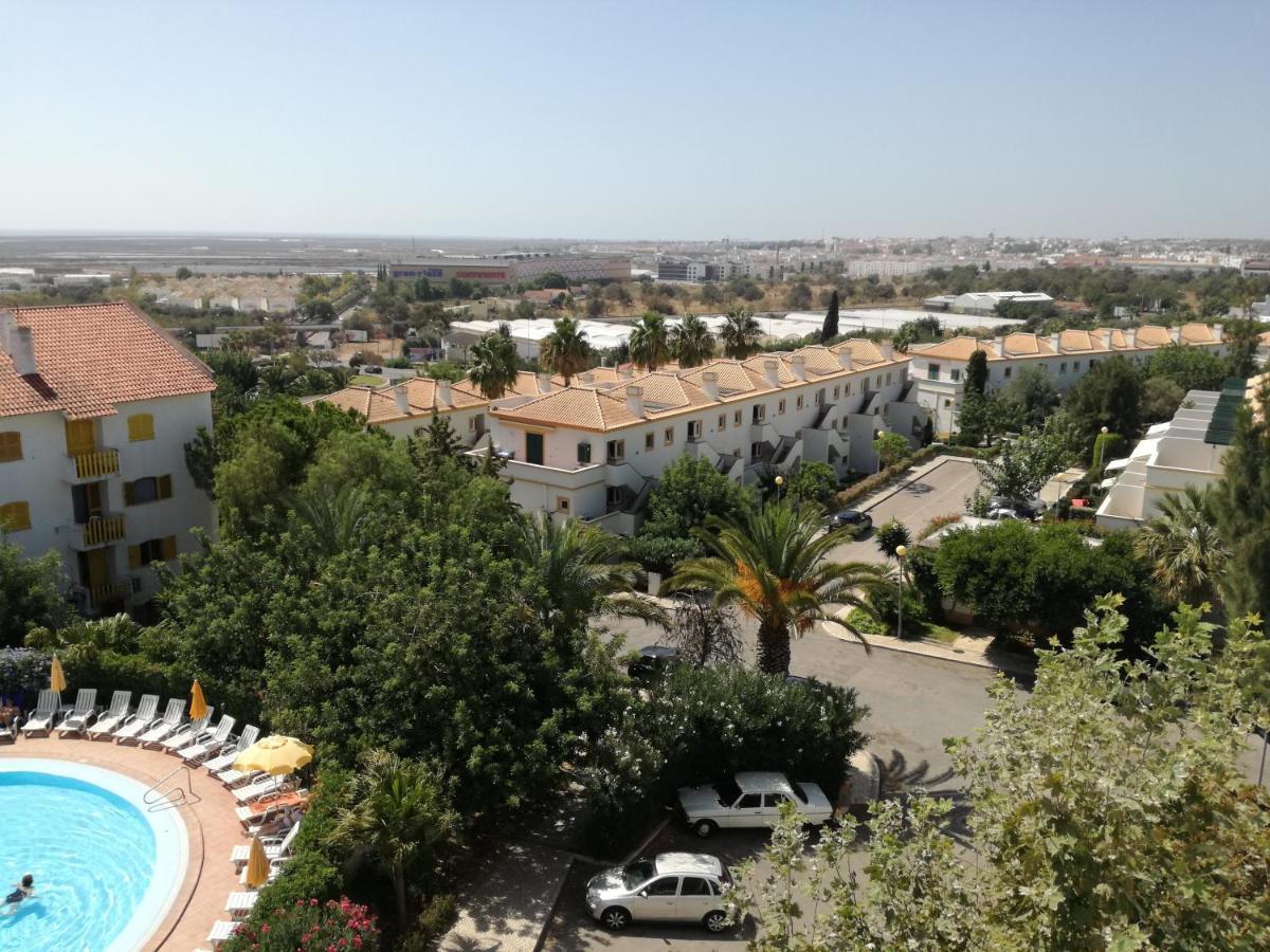 타비라 Apartamento 405 Em Urbanizacao Com Piscinas 아파트 외부 사진