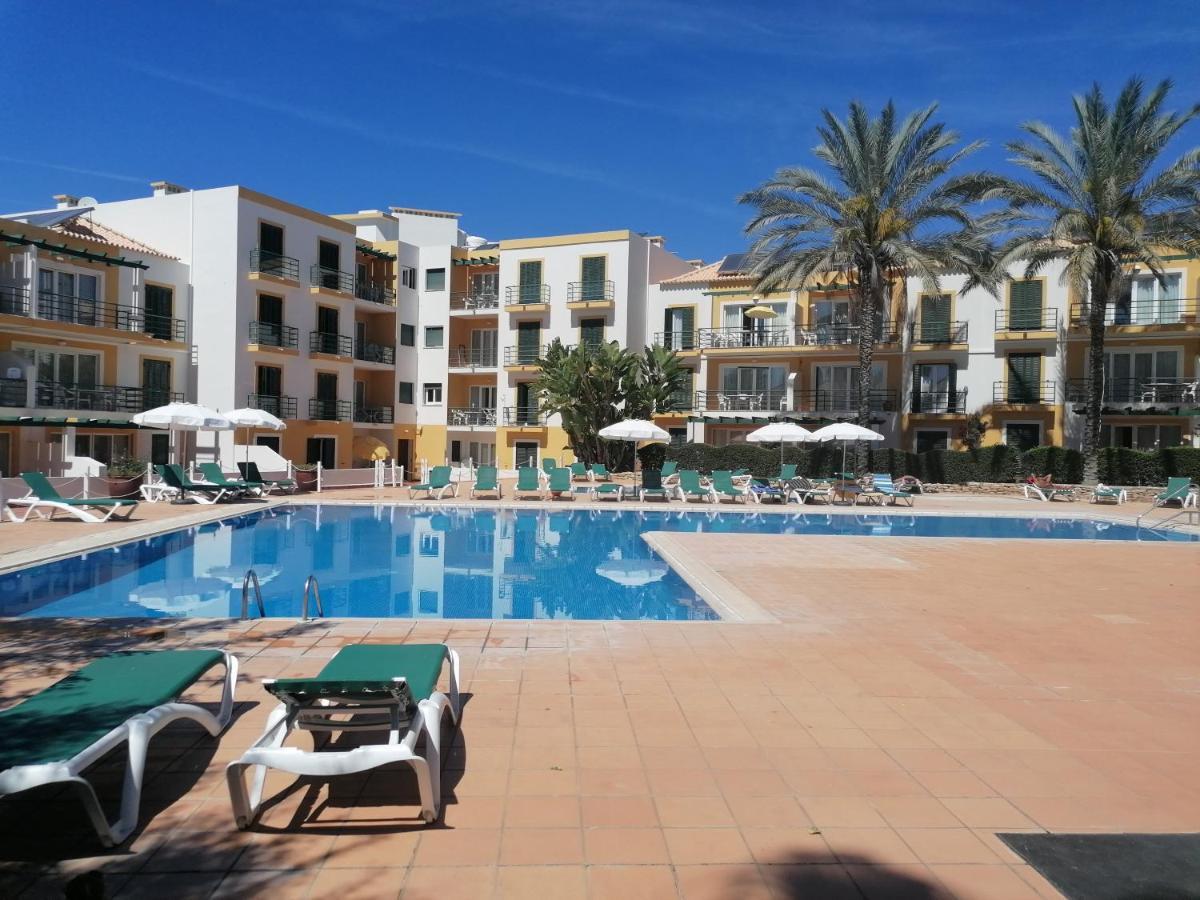 타비라 Apartamento 405 Em Urbanizacao Com Piscinas 아파트 외부 사진